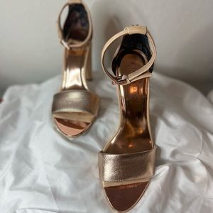 Ted Baker Heels- Beige/Rose Gold